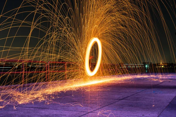 Uzun Pozlama Görüntü Çelik Yün Fotoğraf Gece — Stok fotoğraf