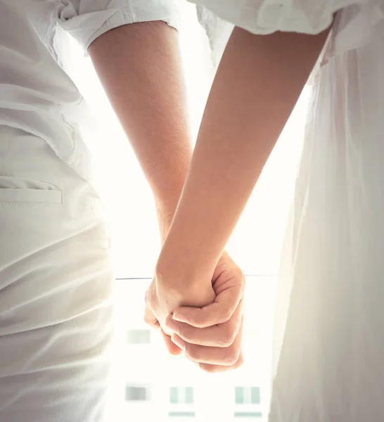 Close Loving Couple Holding Hands — Stock Photo, Image