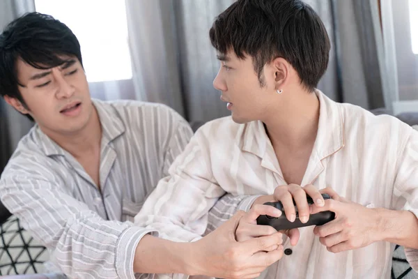 Couple Gay Battant Pour Joystick Pour Jouer Console Jeu — Photo