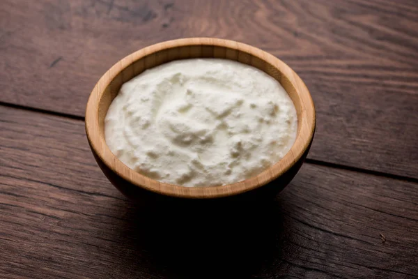 Quark Oder Joghurt Oder Dahi Hindi Serviert Einer Schüssel Vor — Stockfoto