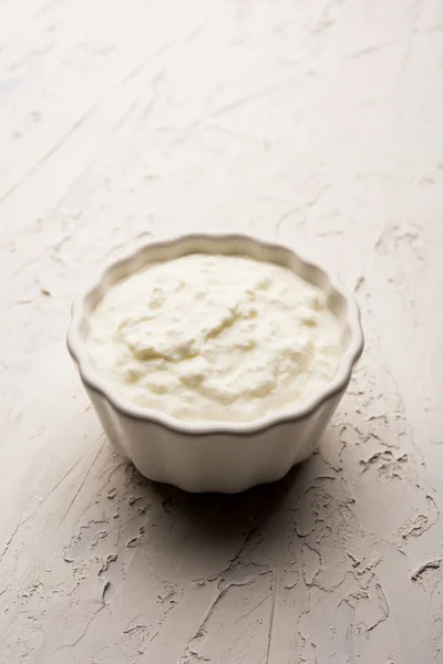 Quark Oder Joghurt Oder Dahi Hindi Serviert Einer Schüssel Vor — Stockfoto