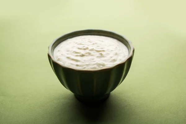 Ceaiul Simplu Sau Iaurtul Sau Dahi Hindi Servit Într Castron — Fotografie, imagine de stoc