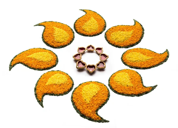 Flor Rangoli Para Diwali Onam Festival Sobre Fundo Branco — Fotografia de Stock