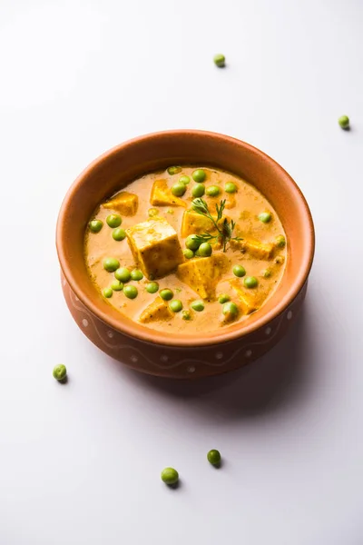 Ervilhas Verdes Receita Curry Matador Paneer Servido Uma Tigela Foco — Fotografia de Stock