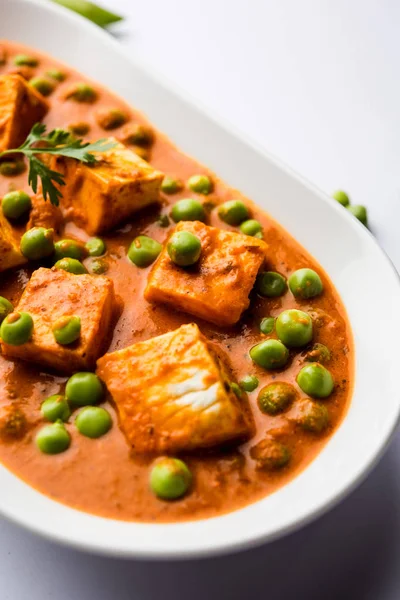 Ervilhas Verdes Receita Curry Matador Paneer Servido Uma Tigela Foco — Fotografia de Stock