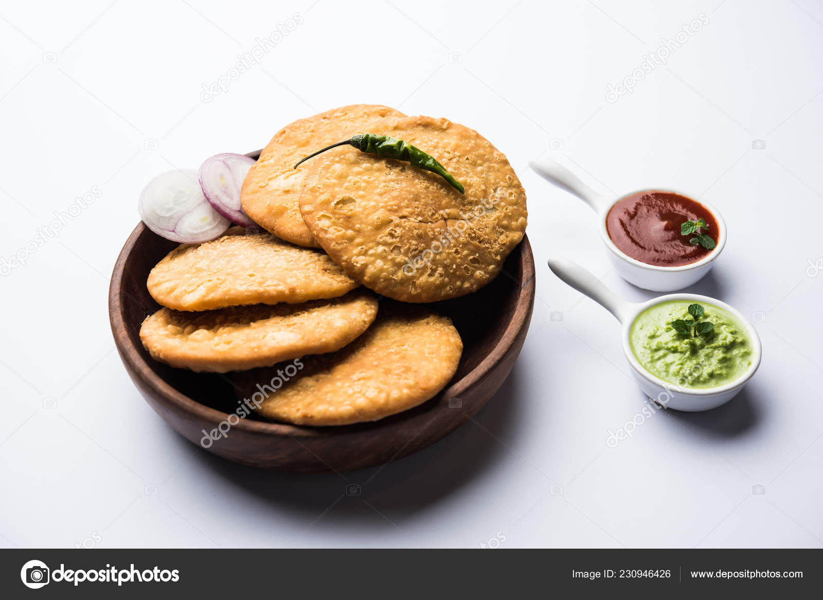 Shegaon Rajasthani Kachori Served Green Chutney Tomato Ketchup Stock