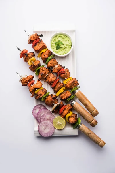 Chicken Tikka Skew Kebab Traditional Indian Dish Cooked Charcoal Flame — Stock Photo, Image