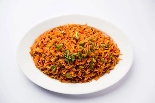 Schezwan Fried Rice Masala Este Mâncare Populară Indo Chineză Servită — Fotografie, imagine de stoc