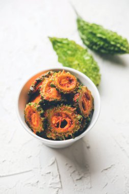 Karela Achar / acı kabak turşu, popüler Hint tarifi