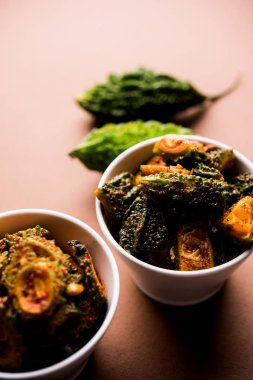 Karela Achar / acı kabak turşu, popüler Hint tarifi