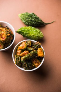 Karela Achar / acı kabak turşu, popüler Hint tarifi