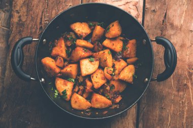 Masala Idlies - Domates ketçap ile artık ile tembel tembel kullanılarak yapılan Hindistan aperatif servis Güney kızarmış. seçici odak