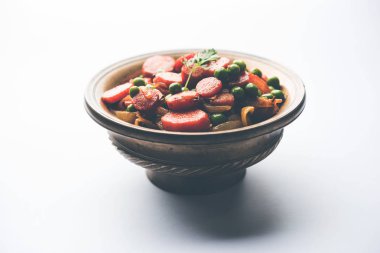 Havuç yeşil bezelye sabzi / Gajar Mutter sabji