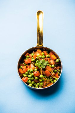 Havuç yeşil bezelye sabzi / Gajar Mutter sabji