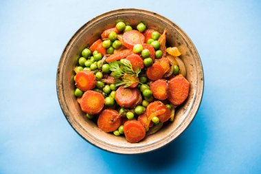 Havuç yeşil bezelye sabzi / Gajar Mutter sabji