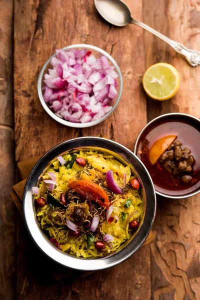 Aloo Kanda Poha Tarri Pohe Spicy Chana Masala Curry Selective — Stock Photo, Image