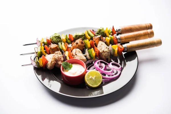 Poulet Hariyali Kakab Malai Malai Kebab Servi Avec Brochettes Trempette — Photo