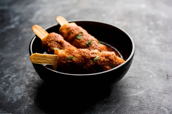 Soya Chaap köri bir kasede servis. Tarifi sağlıklı popüler Hindistan ve Pakistan