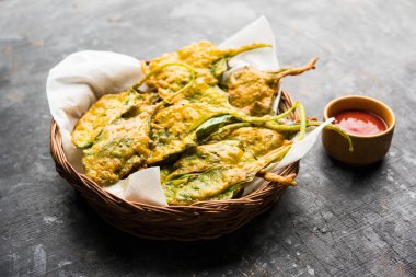 Gevrek Palak/ıspanak yaprakları pakoda veya pakoda