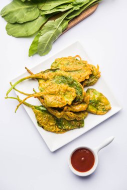 Gevrek Palak/ıspanak yaprakları pakoda veya pakoda