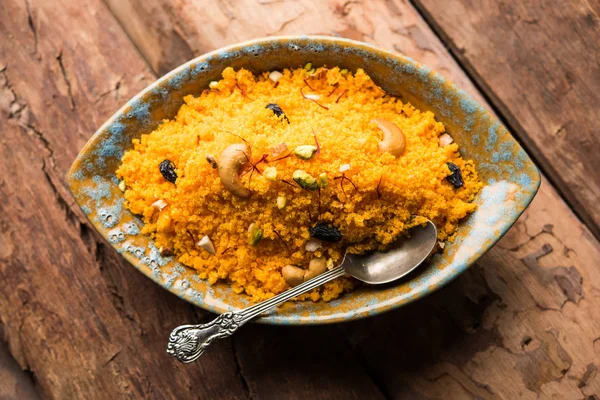 Badaam Kesar Shira Sheera Sau Halwa Șofran Migdale Desert Popular — Fotografie, imagine de stoc