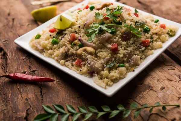 Rava Upma Uppuma Café Manhã Indiano Sul Servido Uma Tigela — Fotografia de Stock