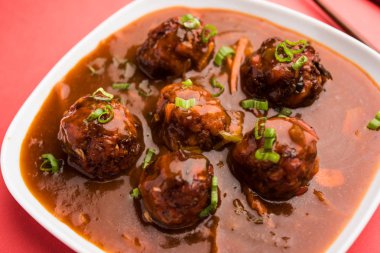 Soslu sebze veya tavuk Mançurya - Popüler indo Çin gıda