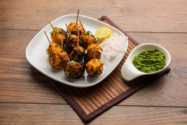 Aloo Tandoori Son Patatas Asadas Con Especias Indias Aperitivo Fiesta —  Fotos de Stock