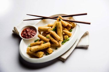 Bebek Mısır Mançurya kuru - popüler Hindi-çin başlangıç tarifi. seçici odaklama