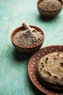 sorgum ki roti veya inci darı ekmek