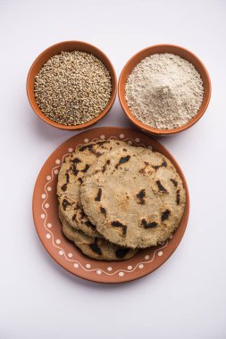 sorgum ki roti veya inci darı ekmek