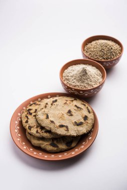 sorgum ki roti veya inci darı ekmek