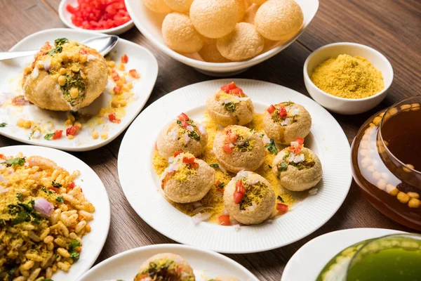 Grupo Bombaim Chat Food Inclui Golgappa Panipuri Bhel Puri Sev — Fotografia de Stock