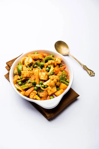 Misture Curry Vegetal Receita Prato Principal Indiano Contém Cenouras Couve — Fotografia de Stock