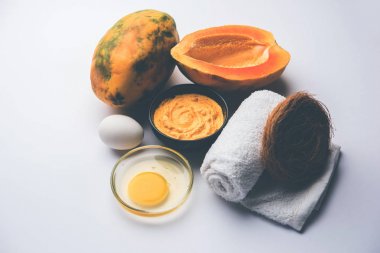 Akne tedavisi için Papaya Yüz maskesi, seçici odak