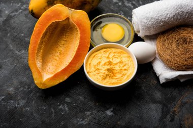 Akne tedavisi için Papaya Yüz maskesi, seçici odak