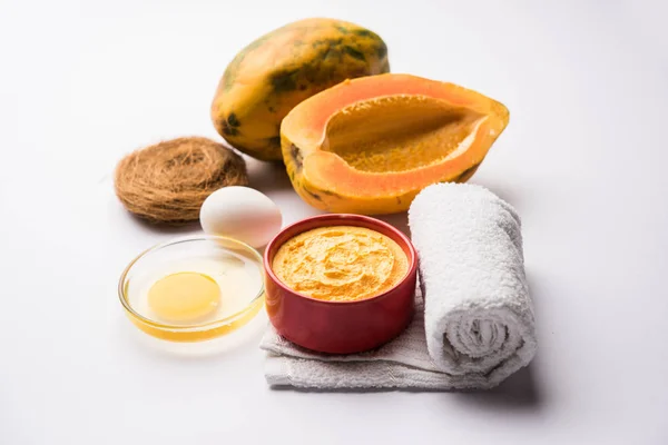 Papaya Face Mask Acne Treatment Selective Focus — Stock Photo, Image