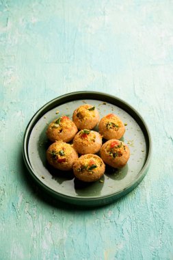 Sev puri - Hint çerez ve chaat bir tür. Maharashtra mumbai / pune popüler. bu bir yol kenarında gıda da restoranlarda bir başlangıç olarak görev