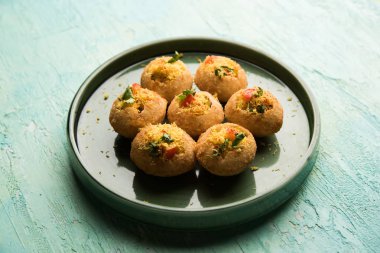 Sev puri - Hint çerez ve chaat bir tür. Maharashtra mumbai / pune popüler. bu bir yol kenarında gıda da restoranlarda bir başlangıç olarak görev