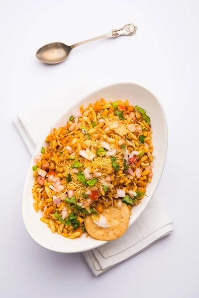 Bhelpuri Chaat Chat Uma Estrada Lado Comida Saborosa Índia Servido — Fotografia de Stock