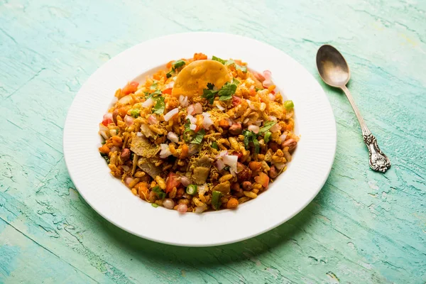 Bhelpuri Chaat Chat Uma Estrada Lado Comida Saborosa Índia Servido — Fotografia de Stock