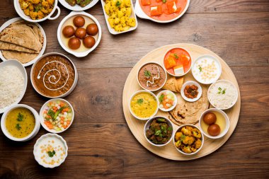 Hint gıda tabağı / Hindu Veg Thali, seçici odak
