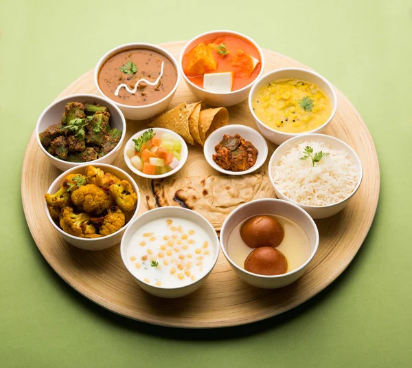 Indian Food Platter Hindu Veg Thali Selective Focus — Stock Photo, Image