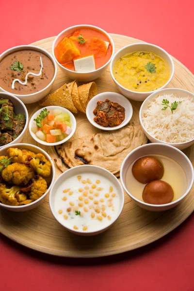 Indiase Voedsel Schotel Hindoe Veg Thali Selectieve Focus — Stockfoto