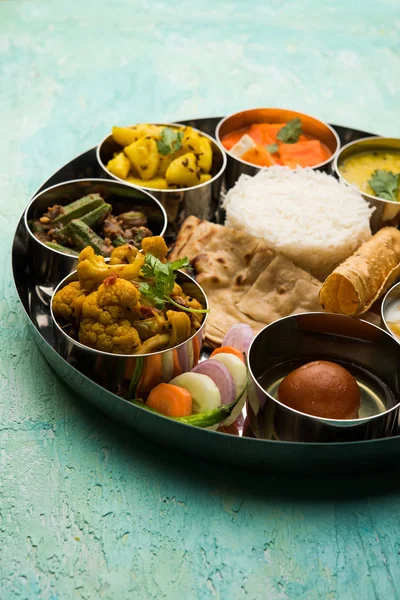 Plat Alimentaire Indien Hindou Veg Thali Focus Sélectif — Photo