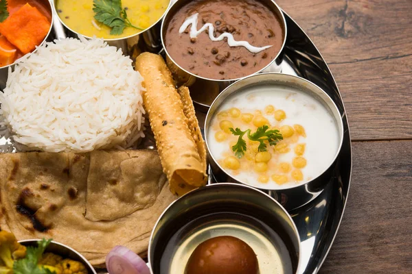 Indian Food Platter Hindu Veg Thali Selective Focus — Stock Photo, Image