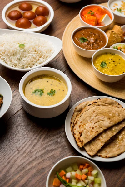 Indian Food Platter Hindu Veg Thali Selective Focus — Stock Photo, Image