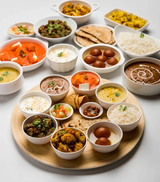 Indiase Voedsel Schotel Hindoe Veg Thali Selectieve Focus — Stockfoto