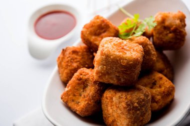 Gevrek Paneer patlamış mısır popüler bir parti snack ve bir meze olduğunu. seçici odaklama