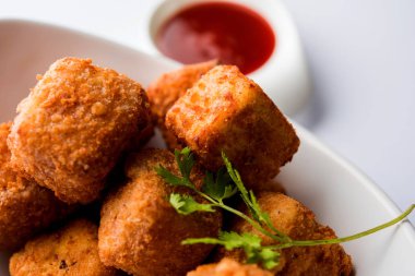 Gevrek Paneer patlamış mısır popüler bir parti snack ve bir meze olduğunu. seçici odaklama